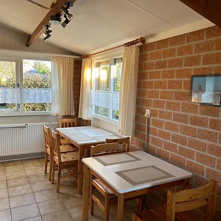 Ferienbungalow Mit Privatem Garten Prázdninový dům
